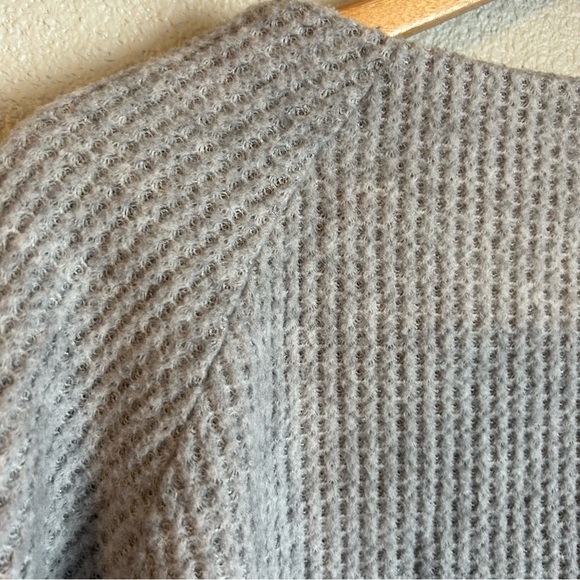 MELLÓDAY | Cropped Sweater Large Anthropologie - Picture 3 of 5